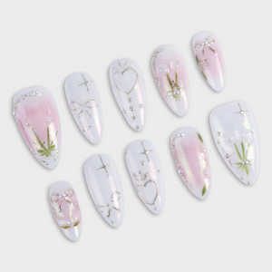 SIYOU Garden Whisper press-on nails angle view