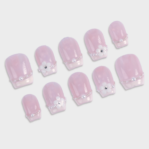 SIYOU Pearl Brunch press-on nails angle view