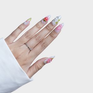 SIYOU Strawberry Dew press-on nails on hand