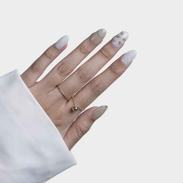 SIYOU Silver Dew press-on nails on hand