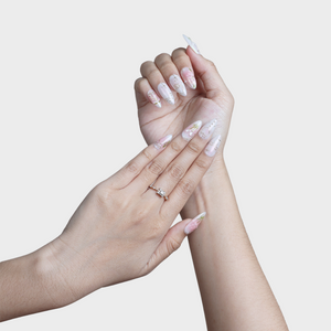 SIYOU Garden Whisper press-on nails styled view
