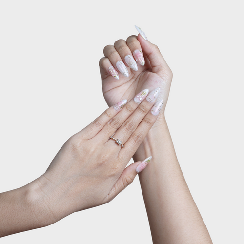 SIYOU Garden Whisper press-on nails case view