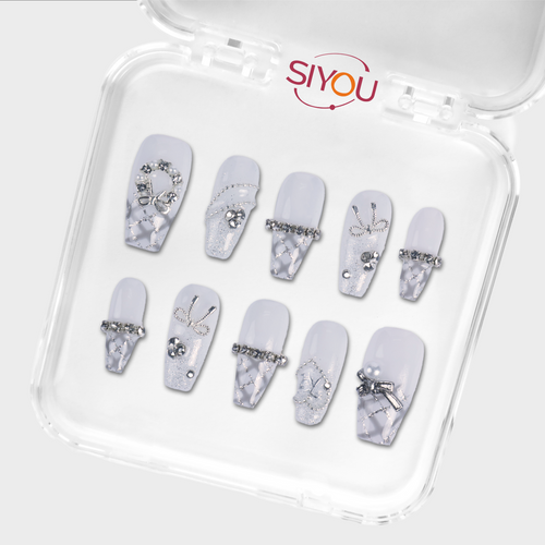 Bombshell press-on nails by SIYOU NAILS