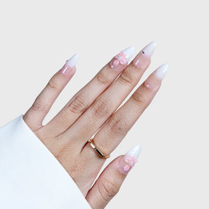 SIYOU Silk Dahlia press-on nails close-up