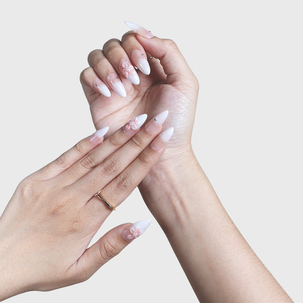 SIYOU Silk Dahlia press-on nails styled view