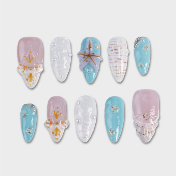 Cabana press-on nails by SIYOU NAILS