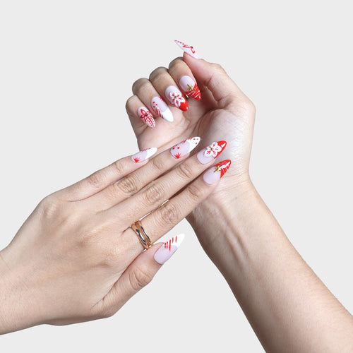 SIYOU Crimson Ink press-on nails angle view