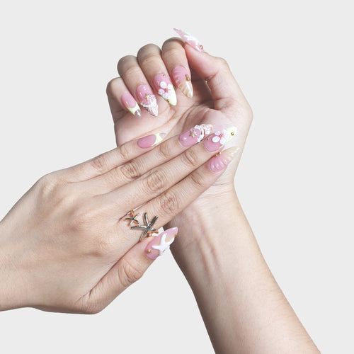 SIYOU Coral Shore press-on nails angle view