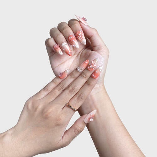 SIYOU Soft Aurora press-on nails angle view