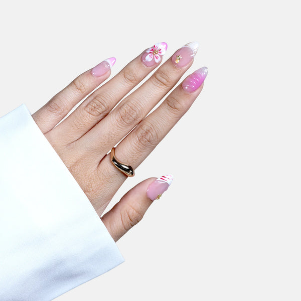 SIYOU Orchid Haze press-on nails close-up