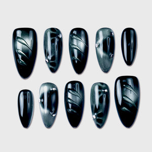 SIYOU Dark Matter press-on nails front view