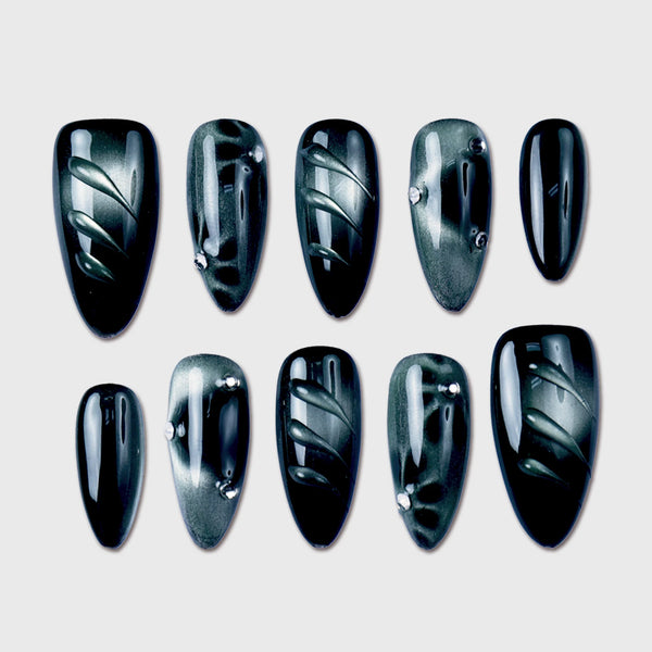 SIYOU Dark Matter press-on nails front view