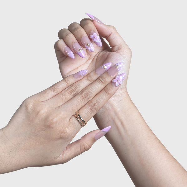 SIYOU Pearl Tide press-on nails styled view