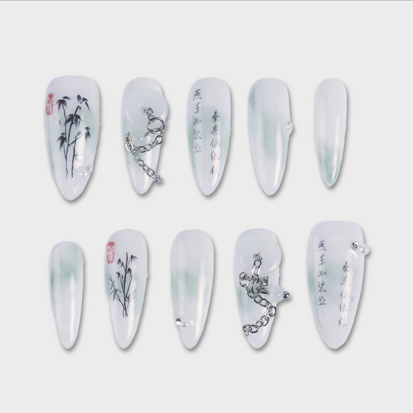 Haiku press-on nails by SIYOU NAILS