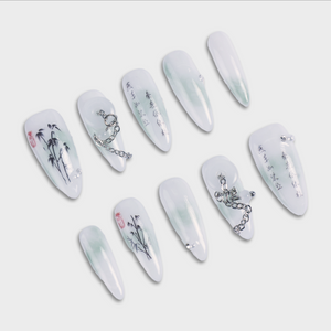 Haiku press-on nails by SIYOU NAILS