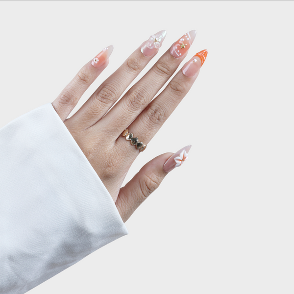 Hibiscus Spritz press-on nails by SIYOU NAILS