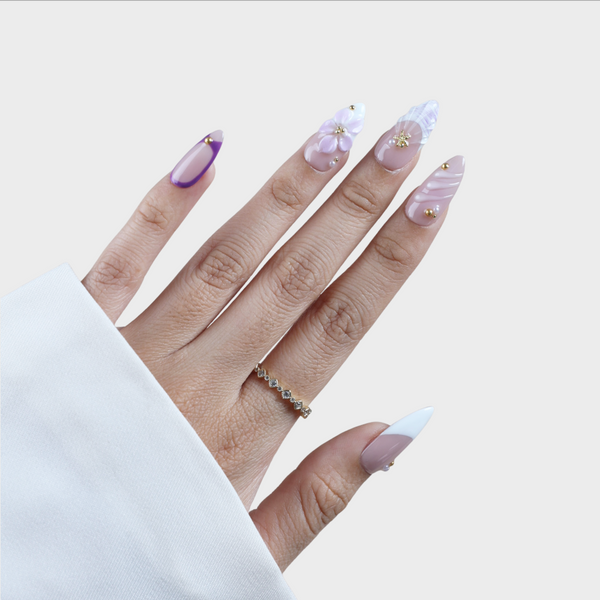 Lilac Frosting press-on nails by SIYOU NAILS