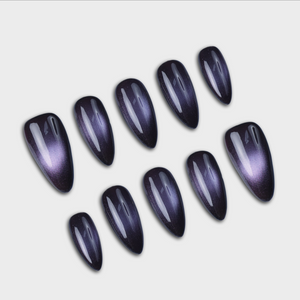 Nightshade press-on nails by SIYOU NAILS