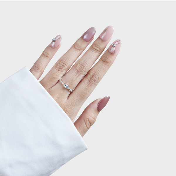 Velvet Hour press-on nails by SIYOU NAILS